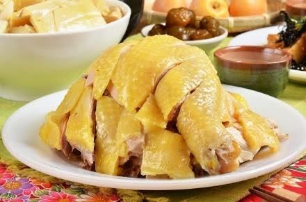 ไก่ต้มน้ำปลา