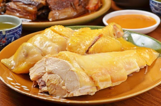 ไก่ต้มน้ำปลา